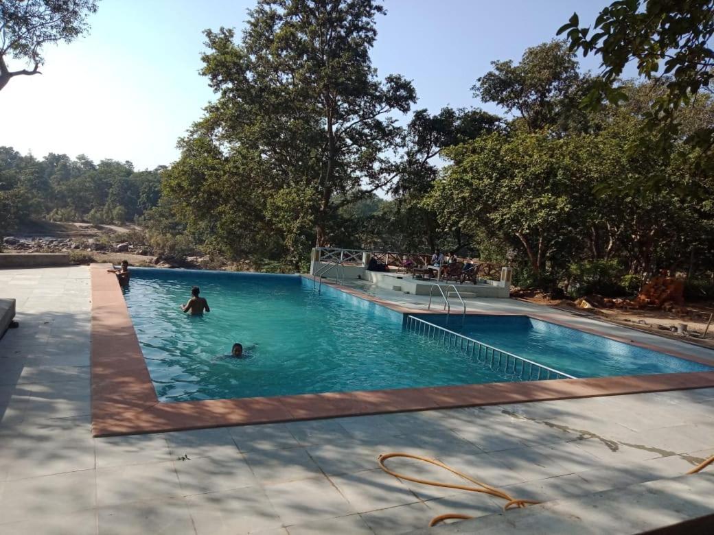 Wild Chalet Resort Dhanwār Extérieur photo